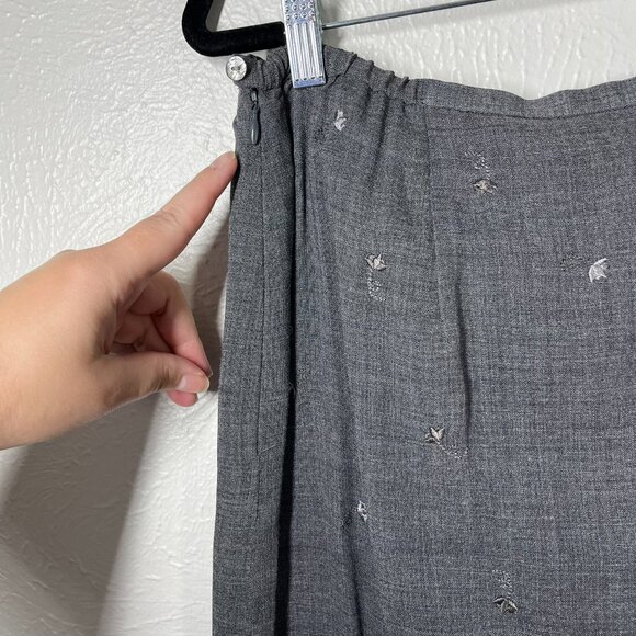 Vintage Y2K Talbots Gray Floral Embroidered Wool Blend Midi Length Pencil Skirt - Picture 6 of 10